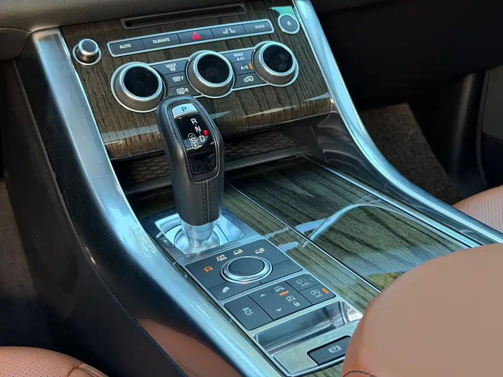 Land Rover Sport — миниатюра 8