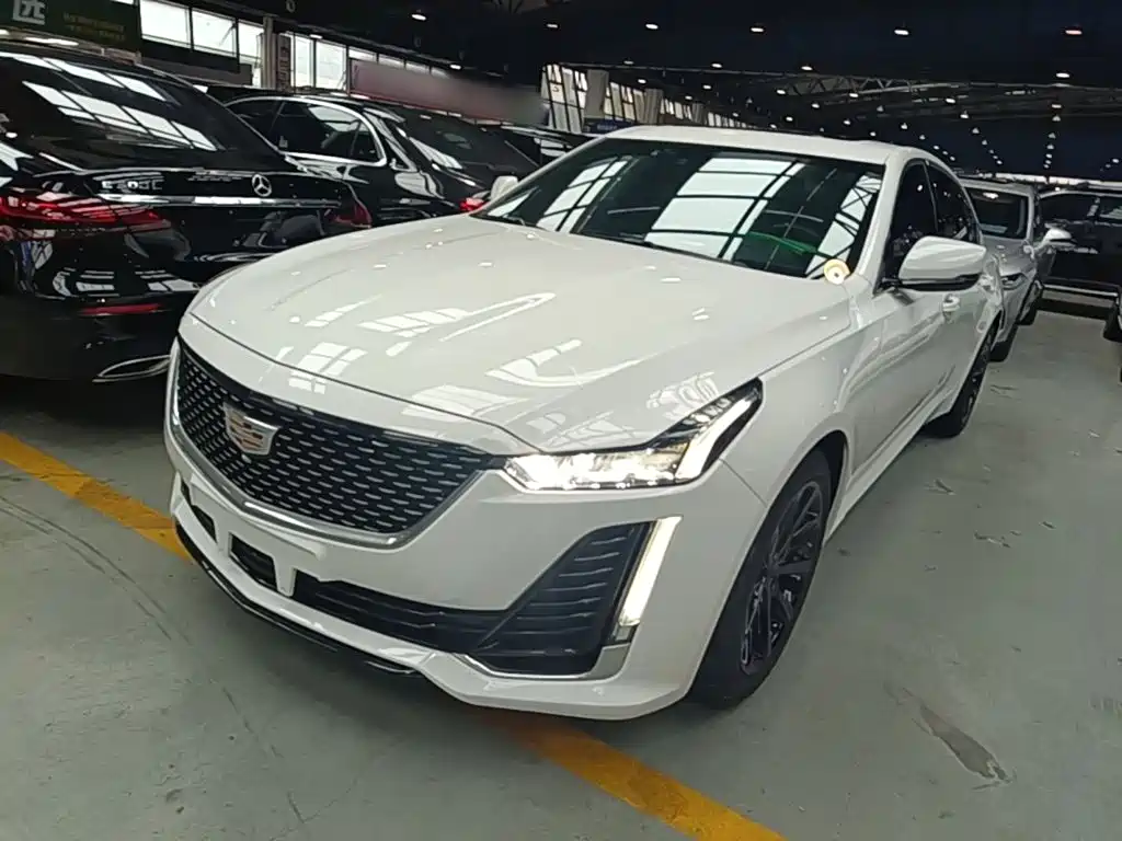 Cadillac CT5 — миниатюра 2