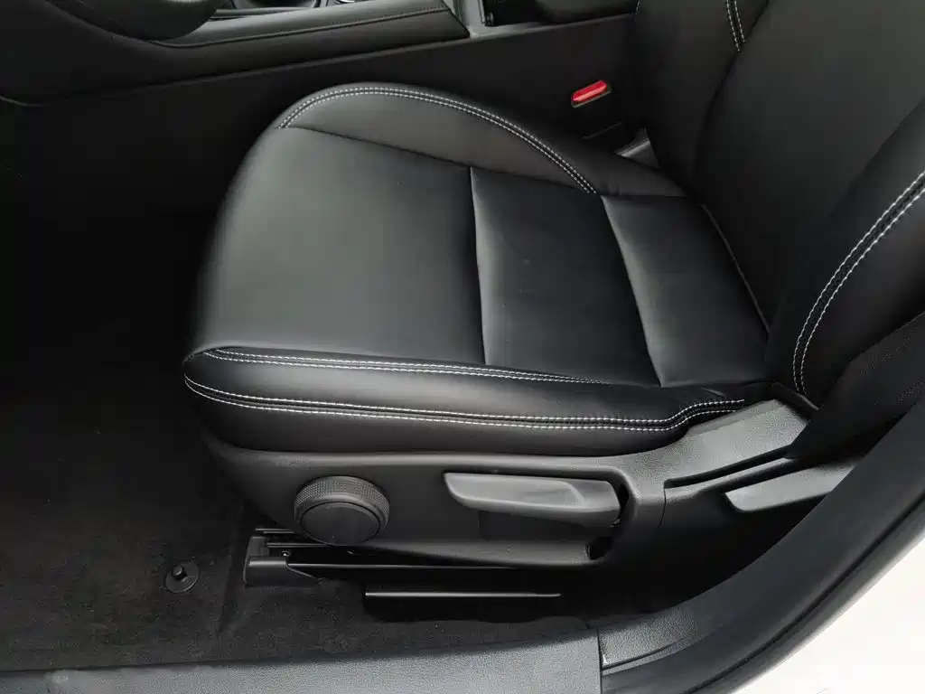 Mazda 3 Axela — миниатюра 20