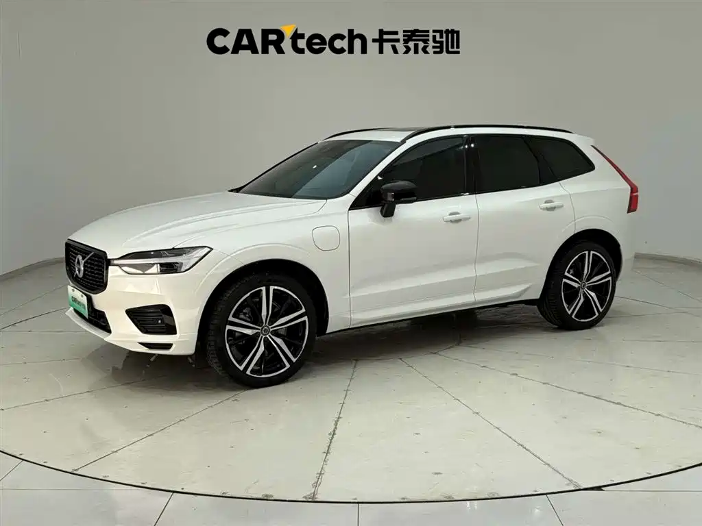 VOLVO XC60 PLUG IN HYBRID