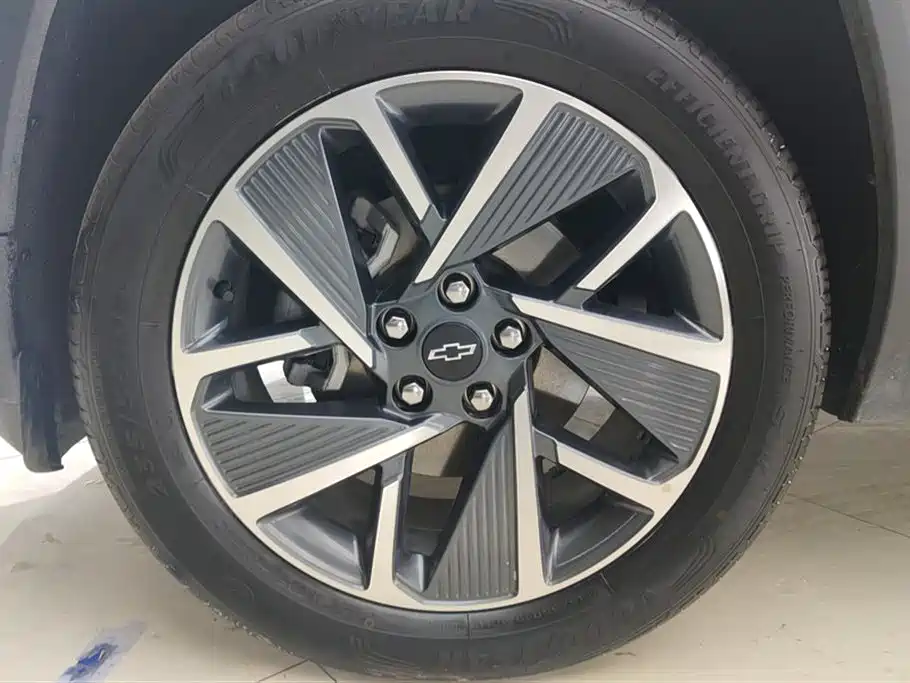 CHEVROLET EXPLORER PLUS