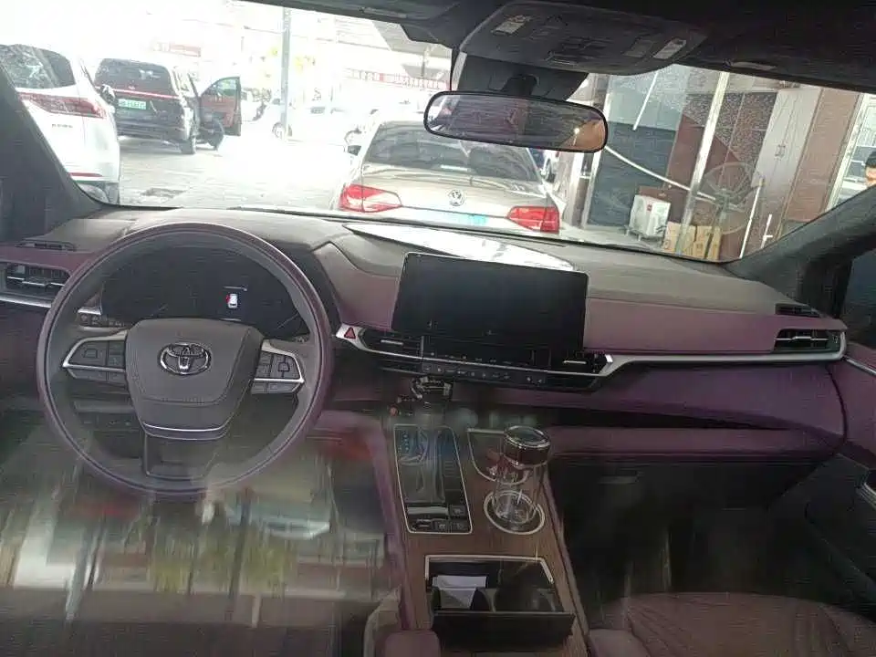 Toyota Sienna 2024 2.5L Comfort
