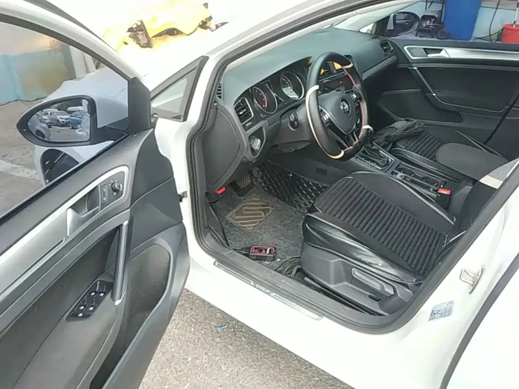 Volkswagen Golf — миниатюра 16
