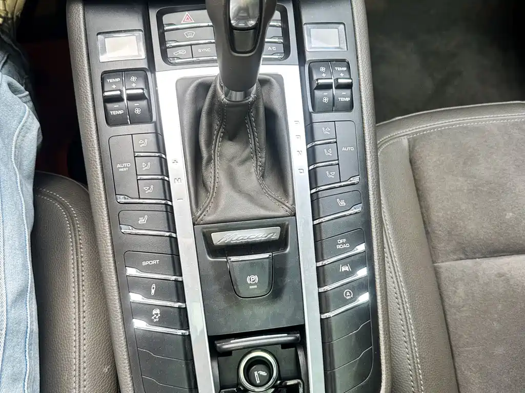 Porsche Macan — миниатюра 15