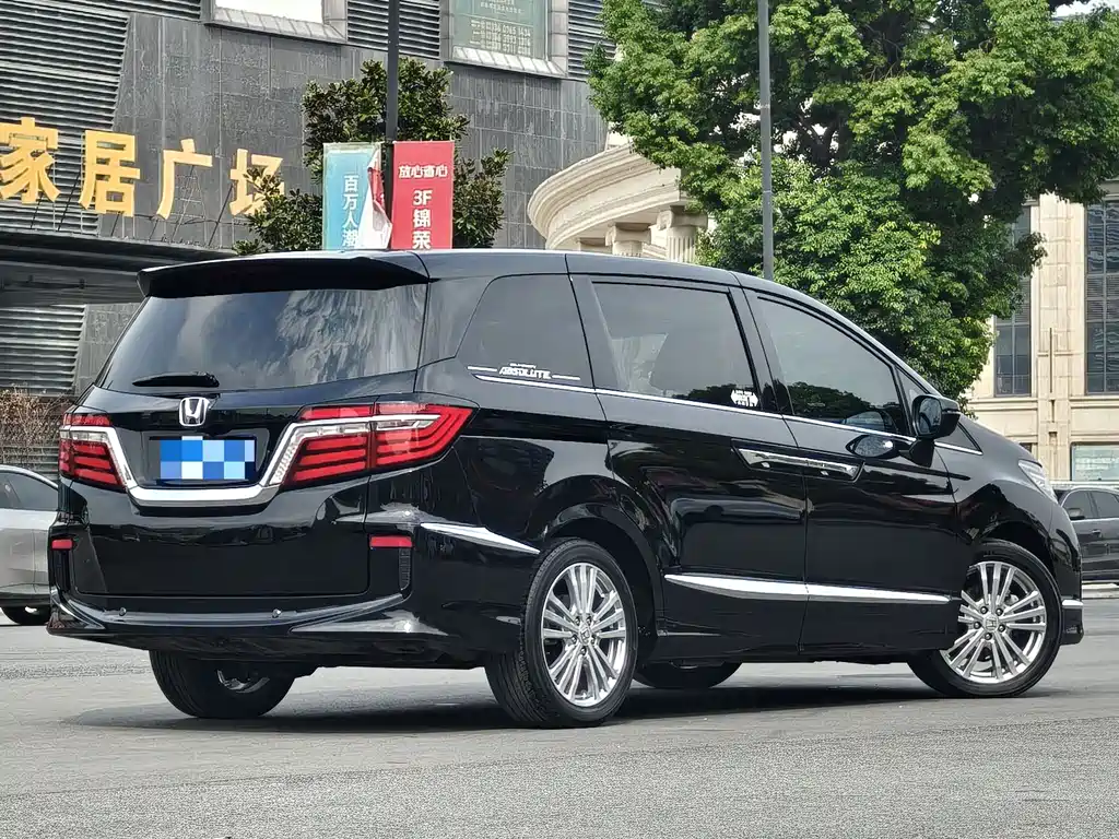 Honda Elysion — миниатюра 8