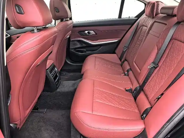 BMW i3 2025 eDrive 40 L