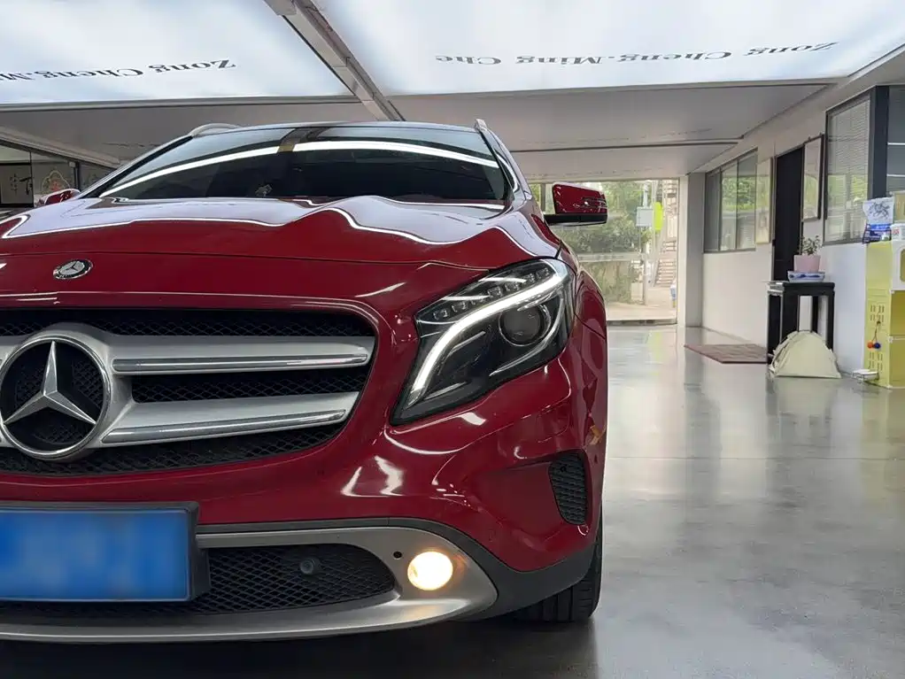 Mercedes-Benz GLA 2016 GLA 200 Fashion