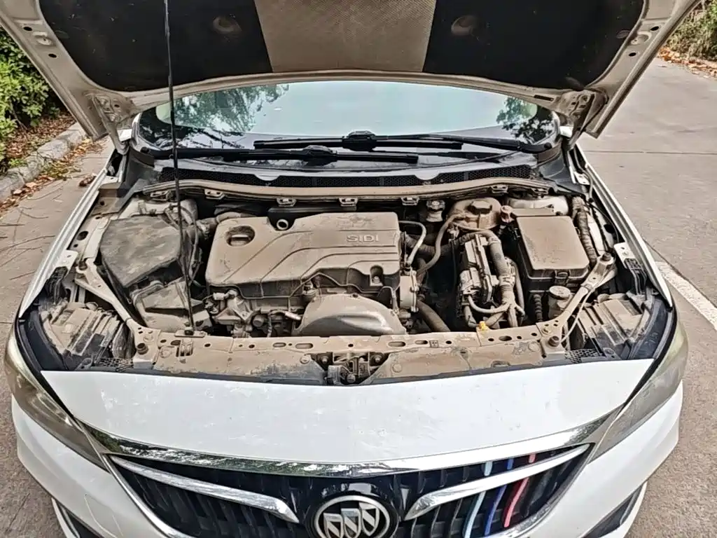 Buick Verano — миниатюра 20