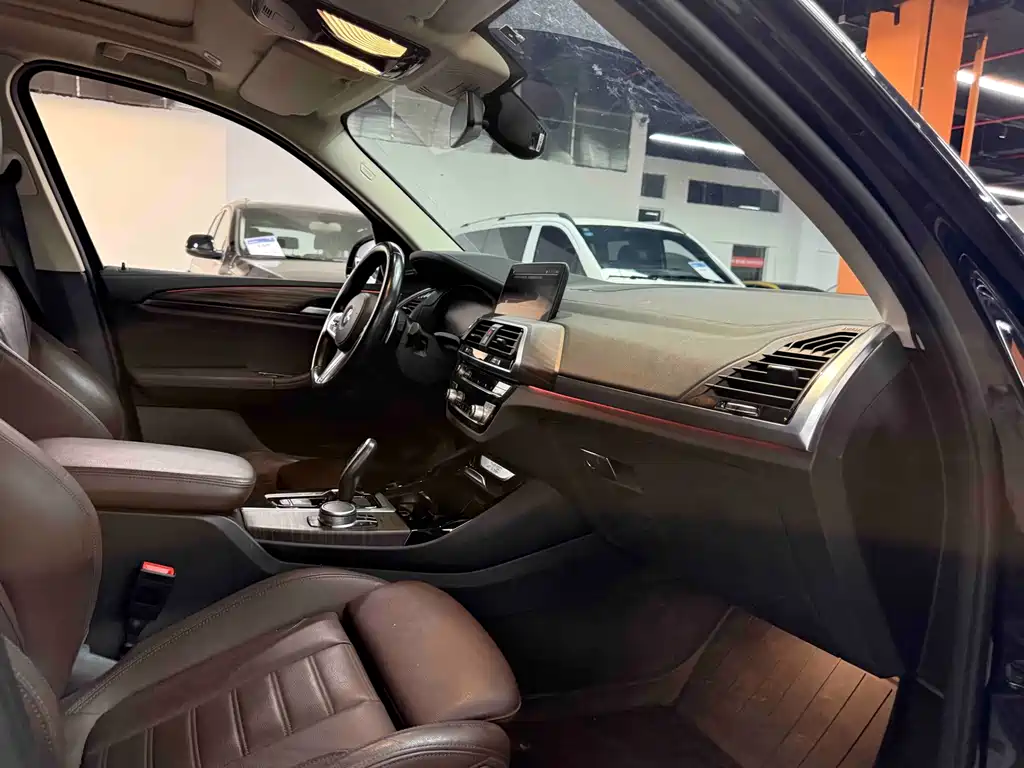 BMW X3 — миниатюра 15