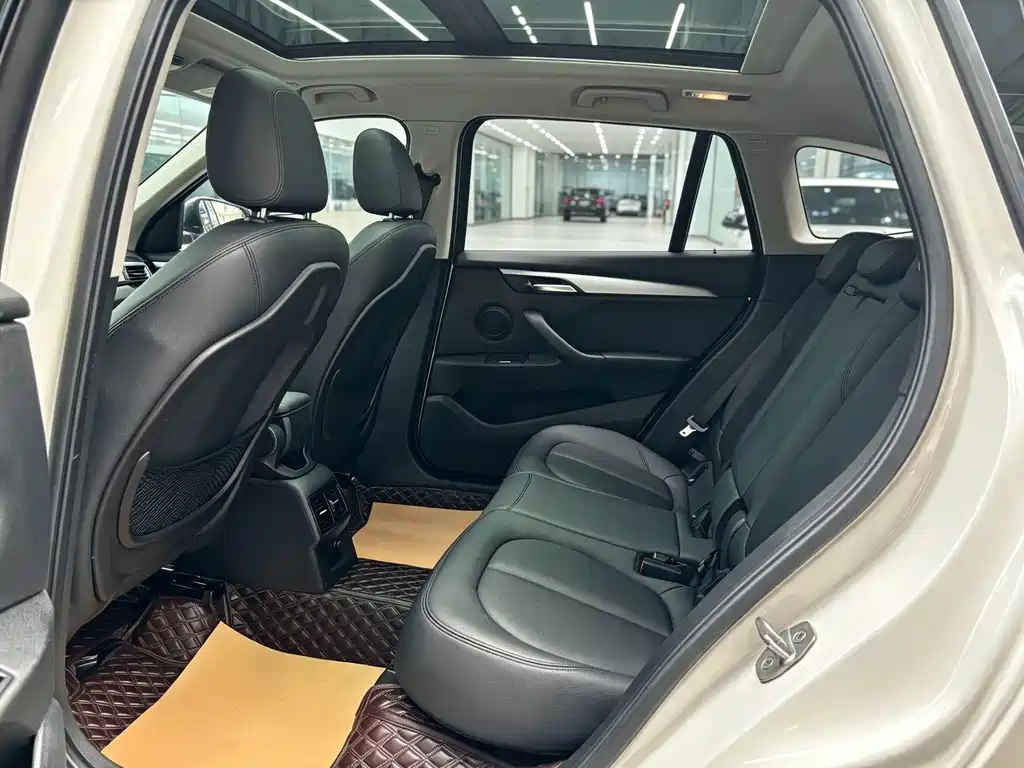 BMW X1 — миниатюра 5