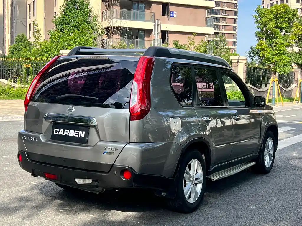 Nissan X-Trail 2.5L CVT Luxury Edition 4WD, фото 5