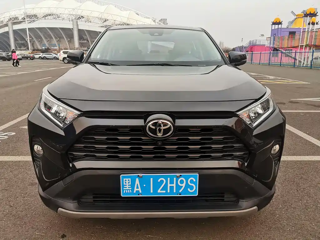 TOYOTA RAV4 RONGFANG