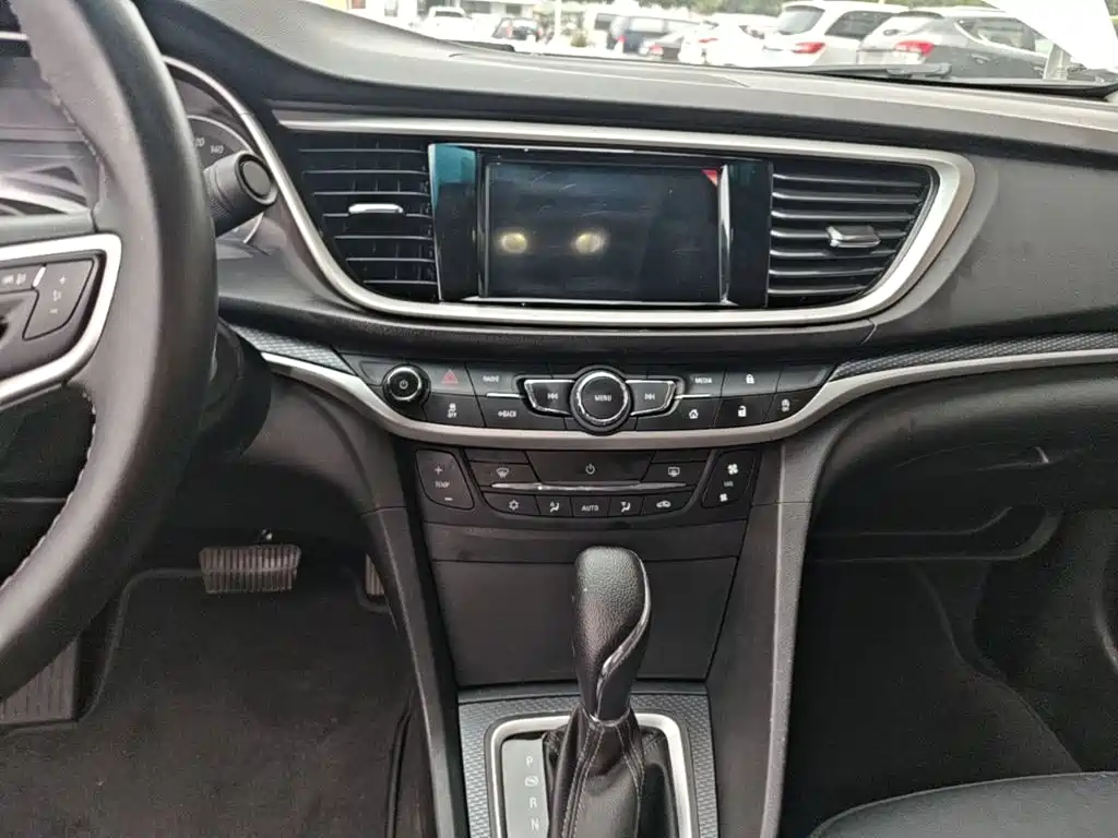 Buick Excelle — миниатюра 13