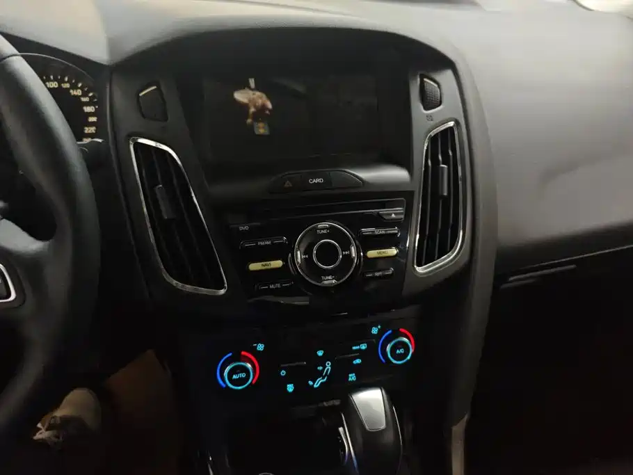Ford Focus — миниатюра 13
