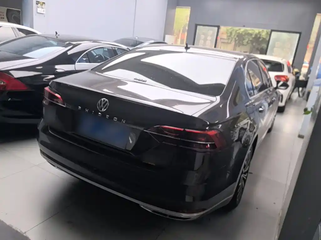 Volkswagen Phideon — миниатюра 7