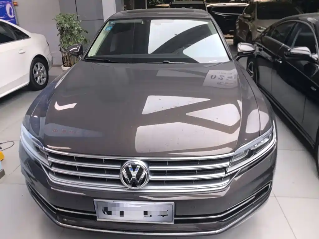 Volkswagen Phideon — миниатюра 3