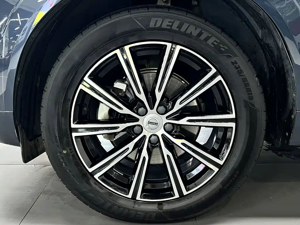 Volvo XC60 — миниатюра 13