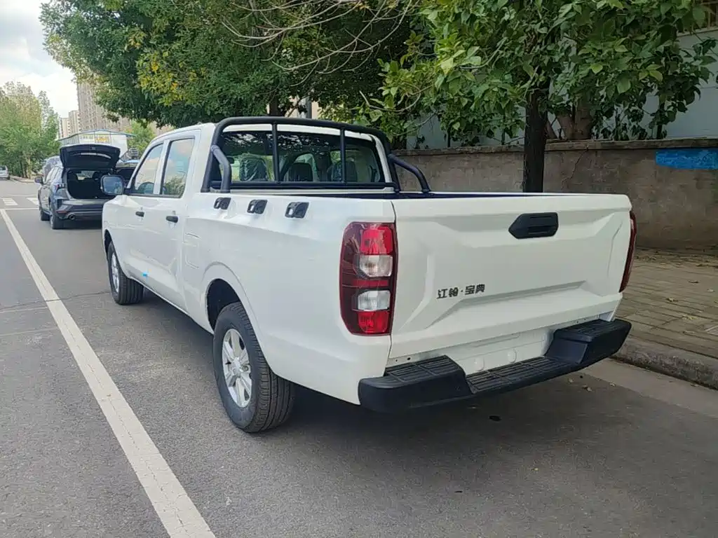 JMC Baodian — миниатюра 5