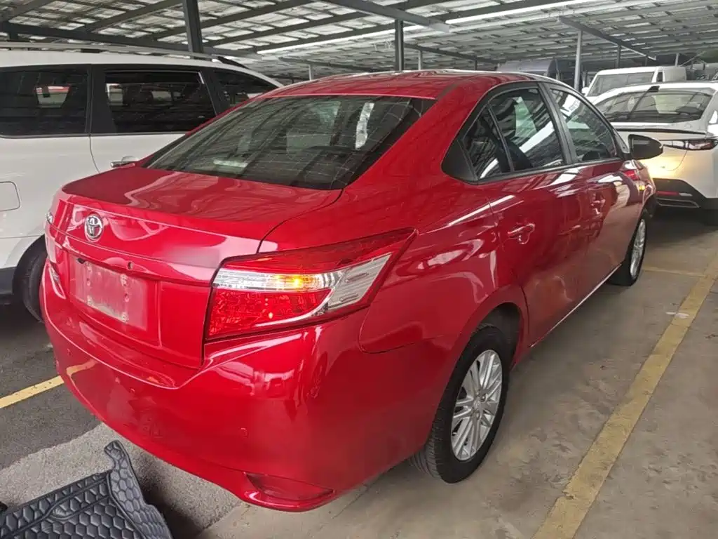 Toyota Vios — миниатюра 7