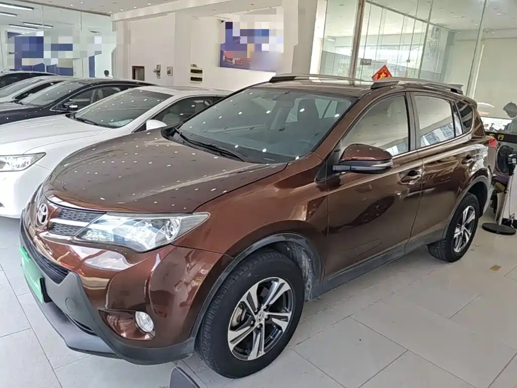 Toyota RAV4 — миниатюра 2