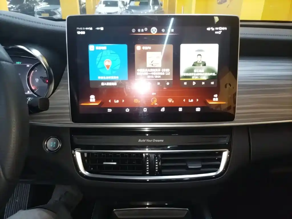 BYD MAX New Energy — миниатюра 13