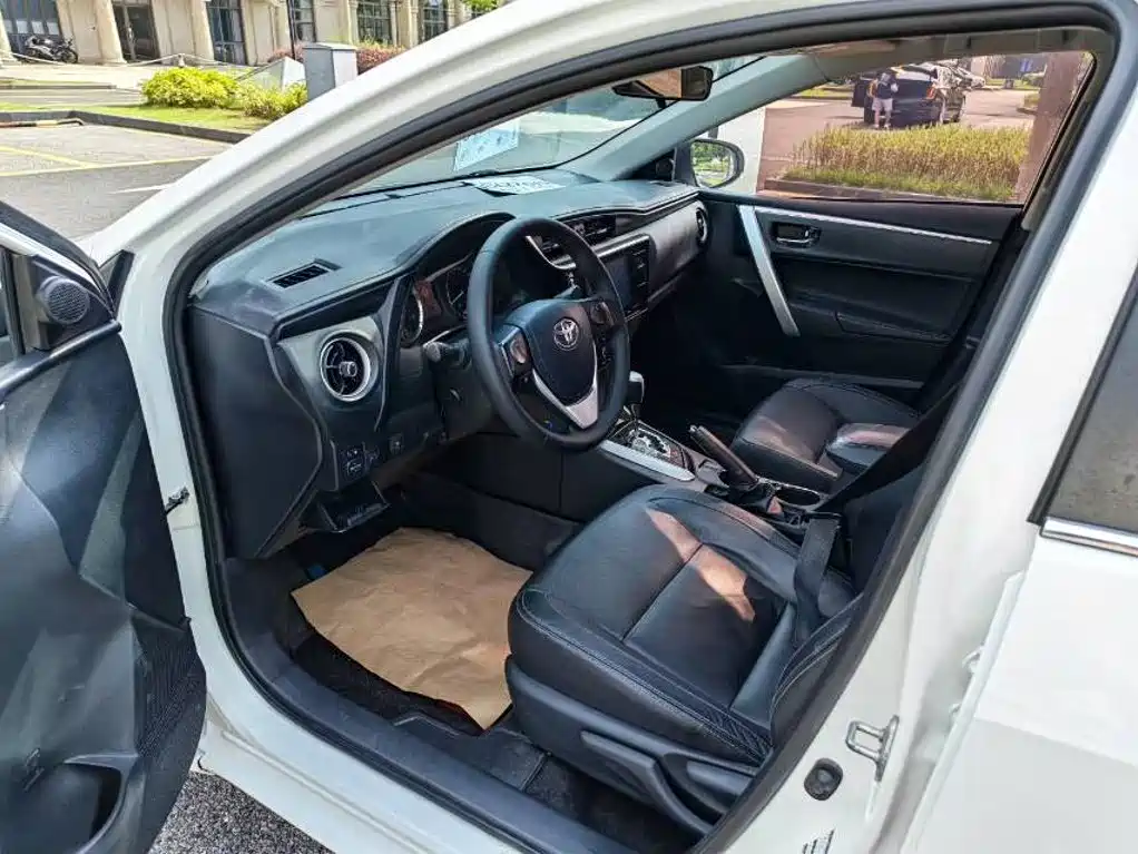 Toyota Corolla — миниатюра 6