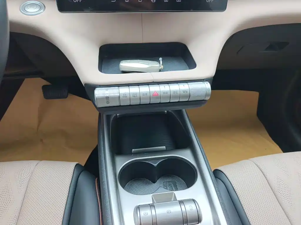 BYD Dolphin — миниатюра 14