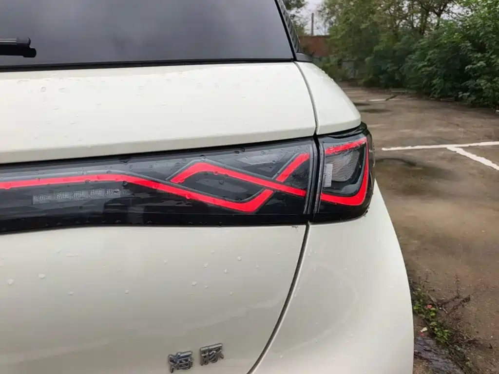 BYD Dolphin — миниатюра 8