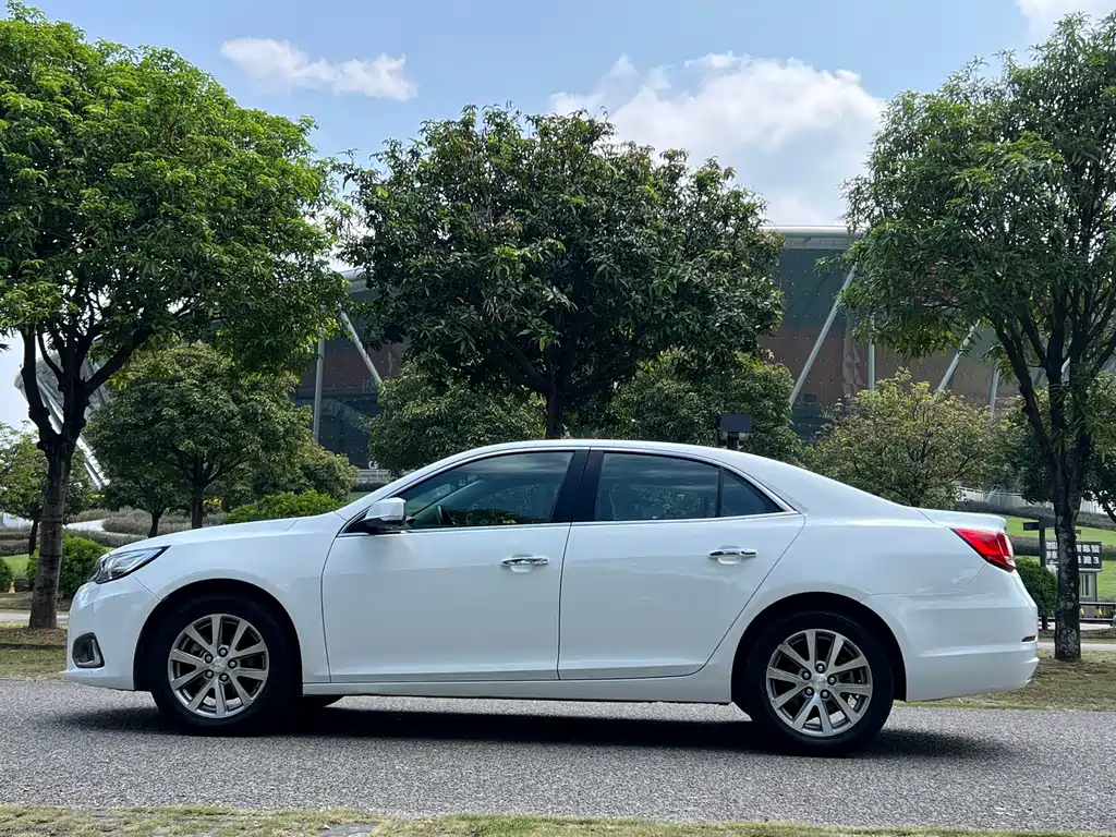 Chevrolet Malibu — миниатюра 8