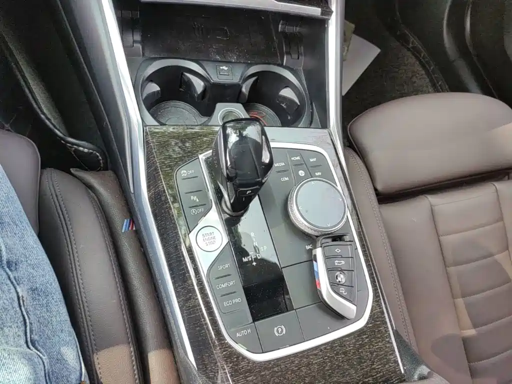 BMW 3 Series — миниатюра 14