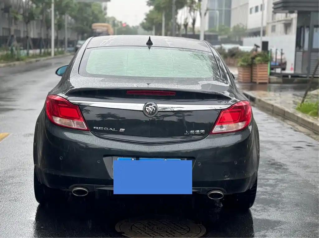 Buick Regal — миниатюра 9