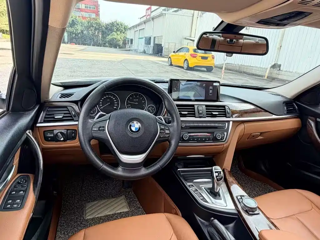 BMW 3 Series — миниатюра 15
