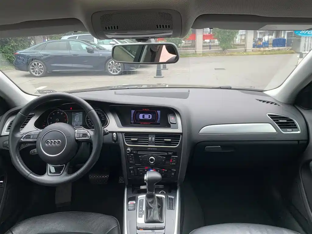 Audi A4L 2013 35 TFSI AT
