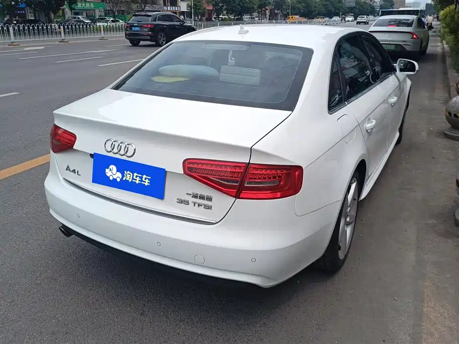 Audi A4L 2013 35 TFSI AT