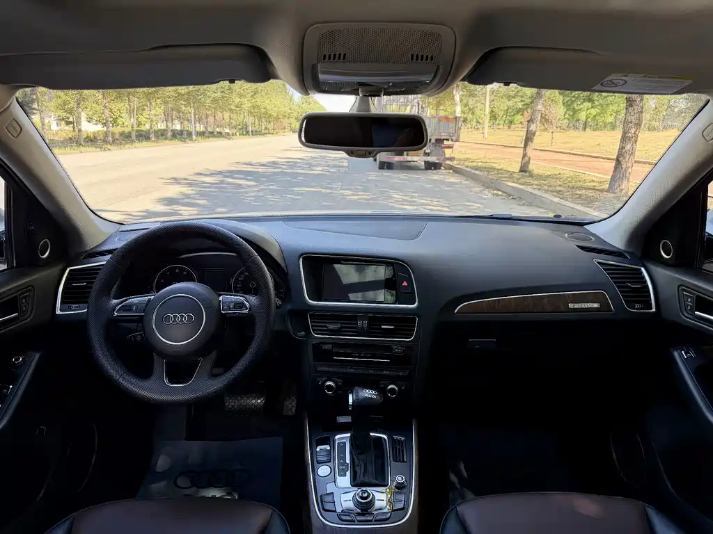 Audi Q5 — миниатюра 11