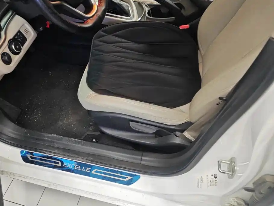 Buick Excelle — миниатюра 9