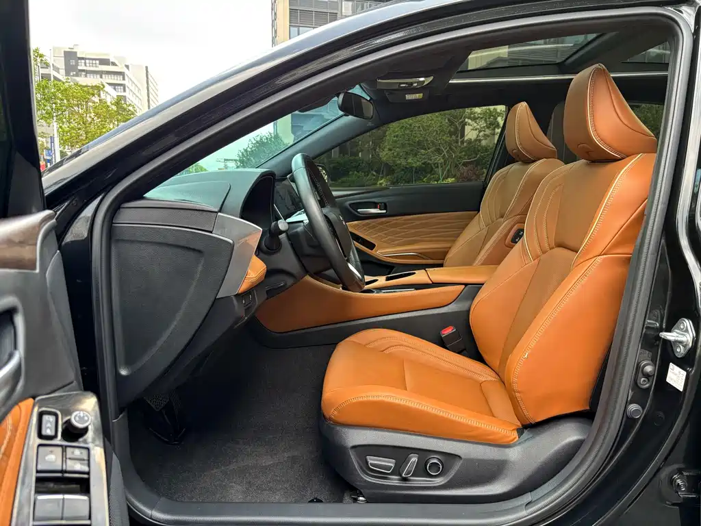 Toyota Avalon — миниатюра 9