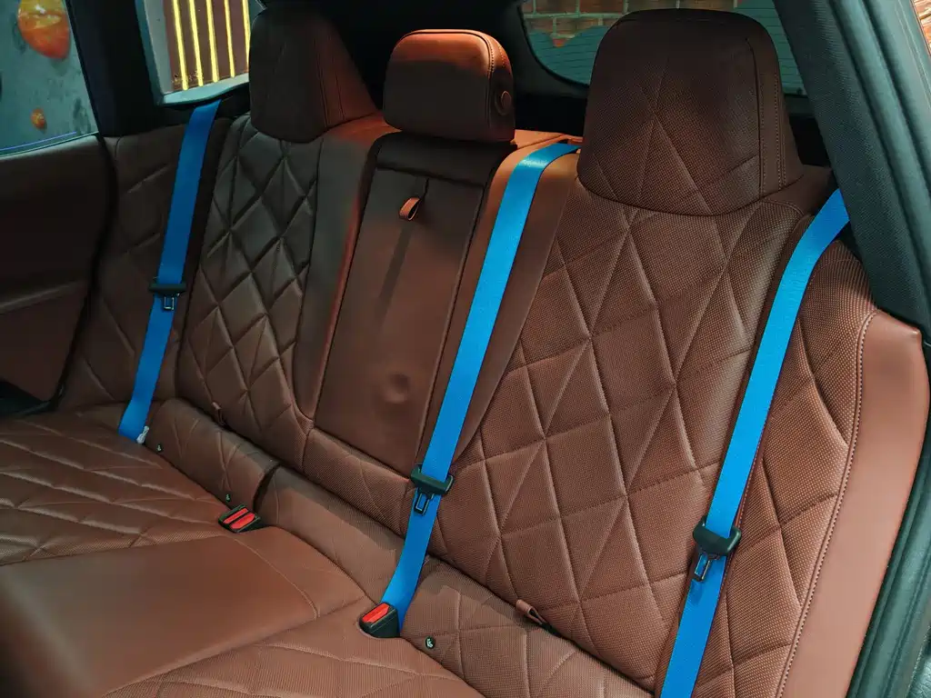 BMW BMW iX M60 — миниатюра 22