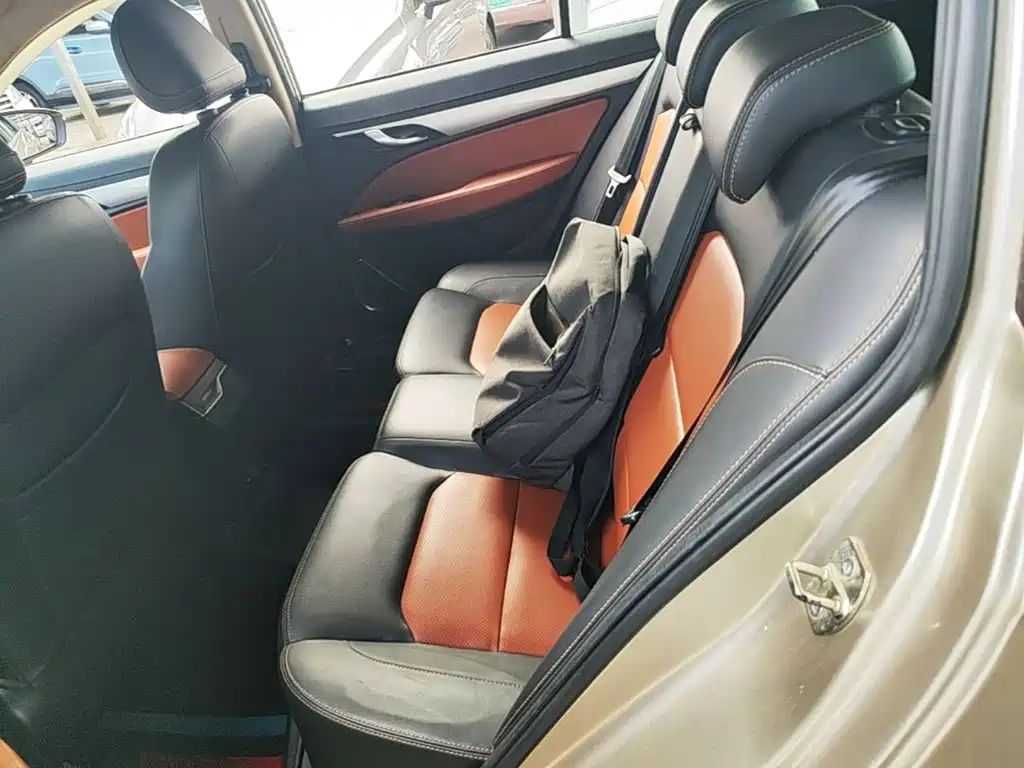Geely Vision S1 — миниатюра 17