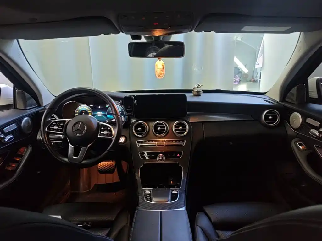 Mercedes-Benz C-Class (Import) — миниатюра 5