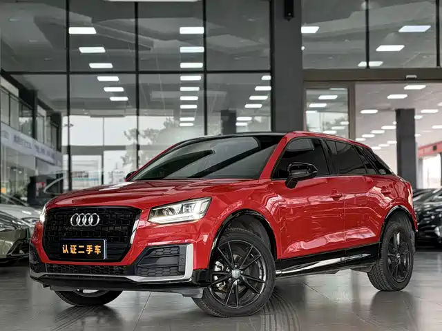 audi q2l