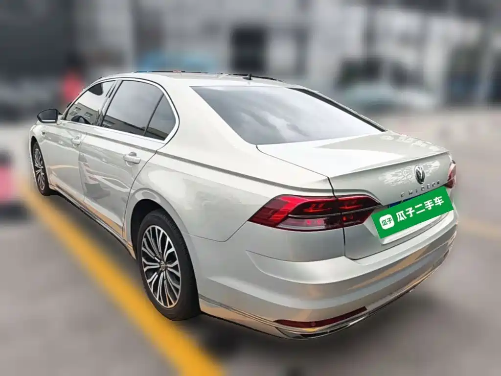 Volkswagen Phideon — миниатюра 7