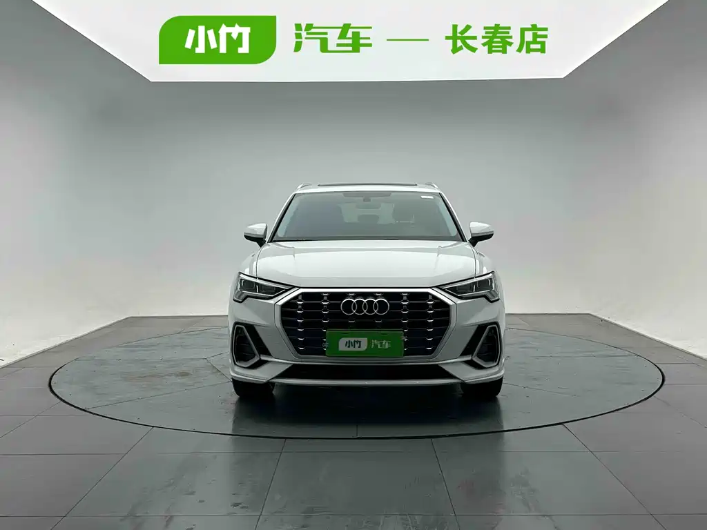 Audi Q3 2022 35 TFSI