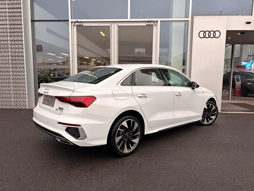 Audi A3 — миниатюра 5