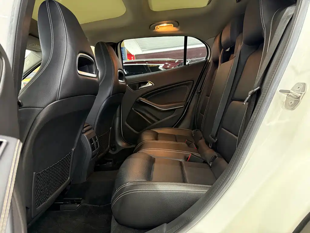 Mercedes-Benz GLA — миниатюра 19