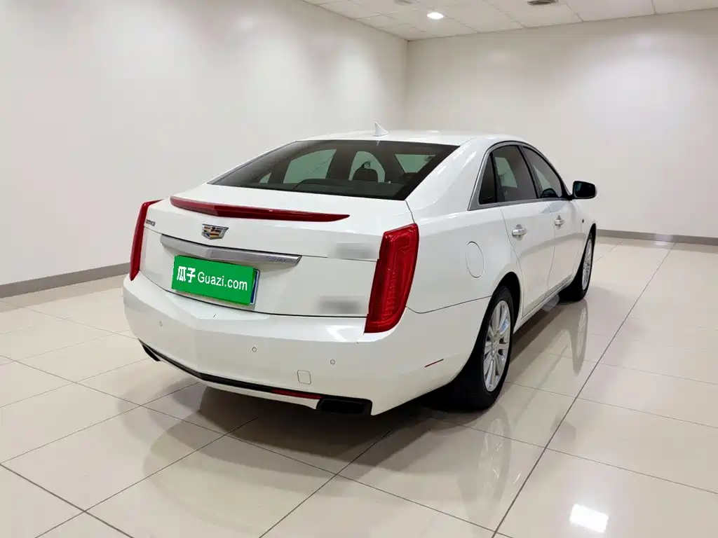 Cadillac XTS — миниатюра 6