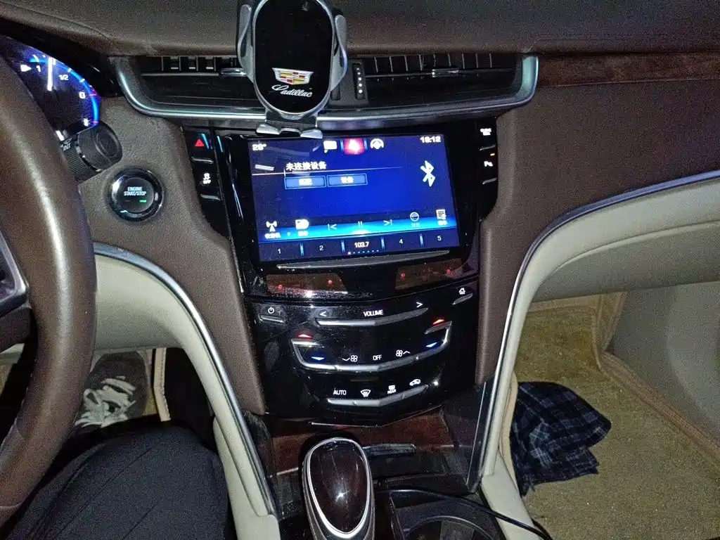 Cadillac XTS — миниатюра 14