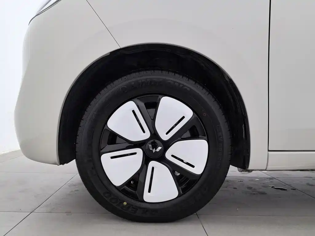 Wuling MINIEV — миниатюра 17