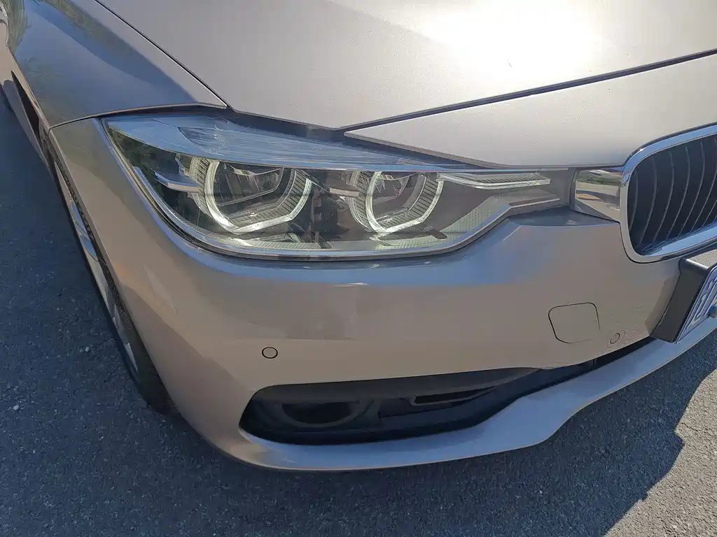 BMW 3 Series — миниатюра 11