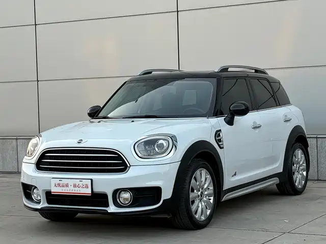 MINI  COUNTRYMAN 2017